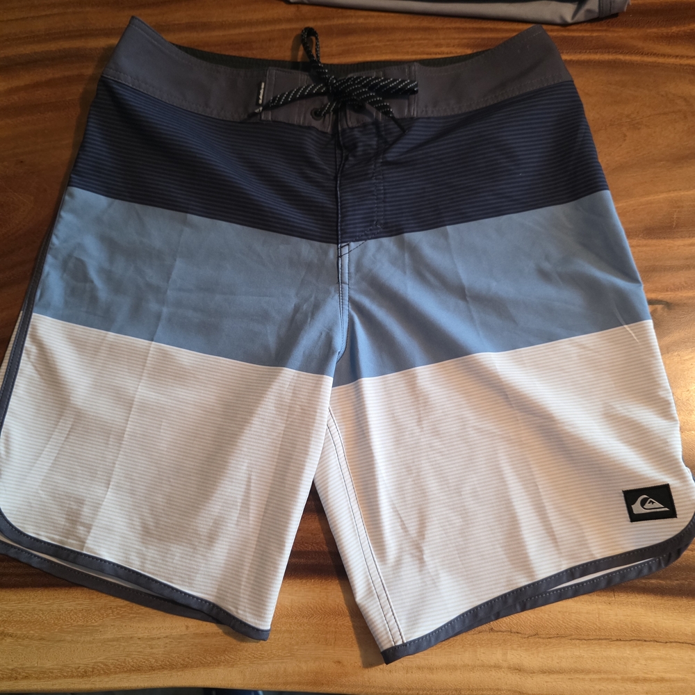 Quiksilver Men's Dark Blue and Light Gray Board Shorts